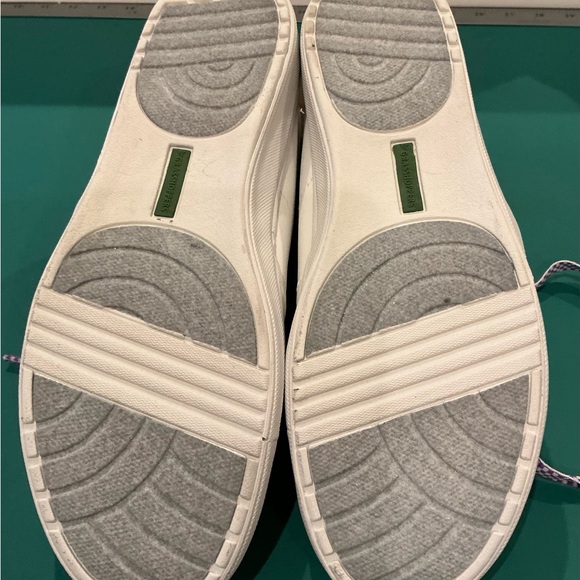 Grasshoppers White Sneakers with Purple Laces Size 9W - Picture 6 of 7